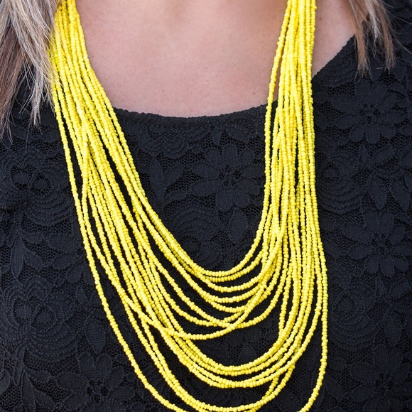 Necklace Set with Earrings - Picture 2 of 3